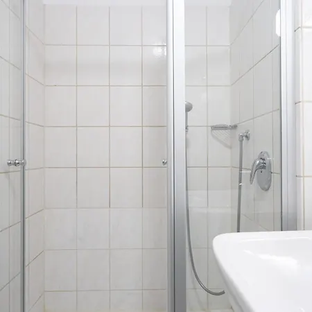 340, Seepark Апартаменти