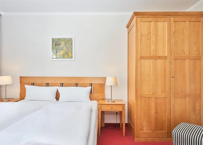 Apartment 340, Seepark